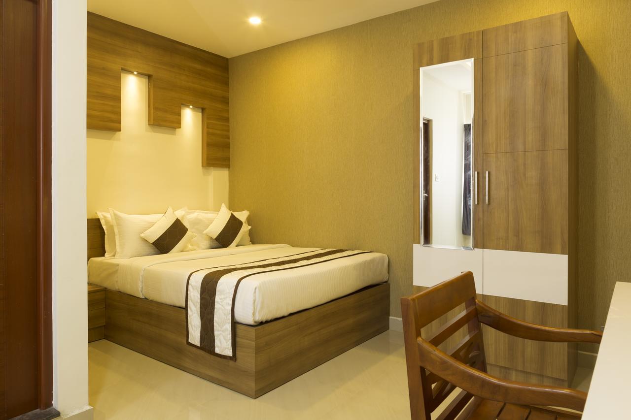 Hôtel Hostess Thekkady Extérieur photo