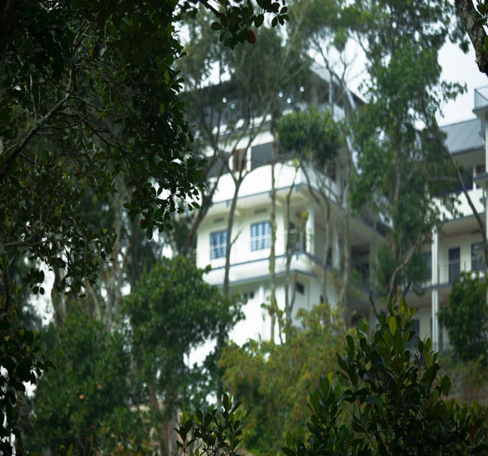 Hôtel Hostess Thekkady Extérieur photo