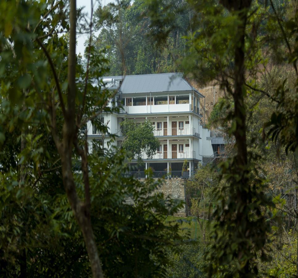 Hôtel Hostess Thekkady Extérieur photo