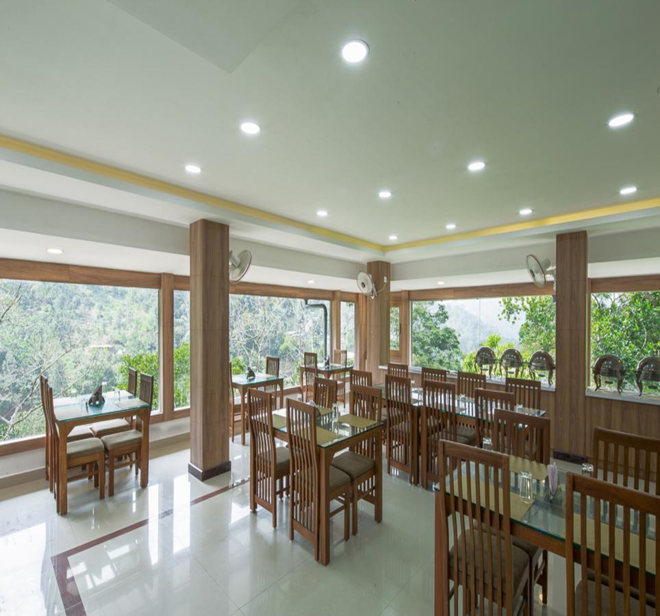 Hôtel Hostess Thekkady Extérieur photo